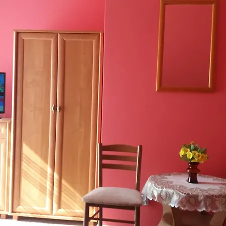 Pokoje Goscinne U Elzbiety Sztutowo Exterior photo